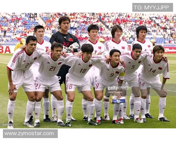 全球足球巨星海报欣赏带你领略不同风格与魅力的足球文化